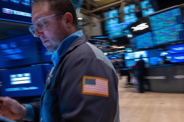 Wall Street today: US stocks rise in brief session, Broadcom up 1.3%, Nvidia up 1.2%