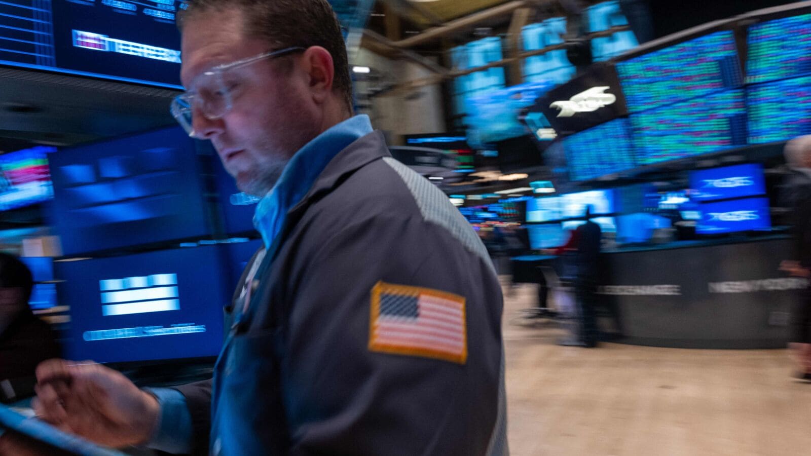 Wall Street today: US stocks rise in brief session, Broadcom up 1.3%, Nvidia up 1.2%