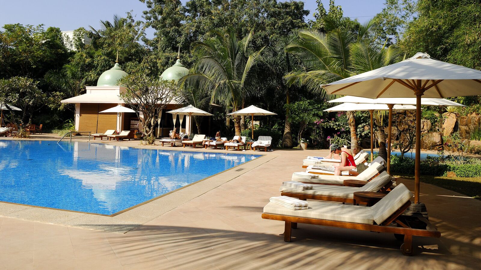Leela Hotel IPO subscribed to 6% on day 1; Check GMP, membership status, other details