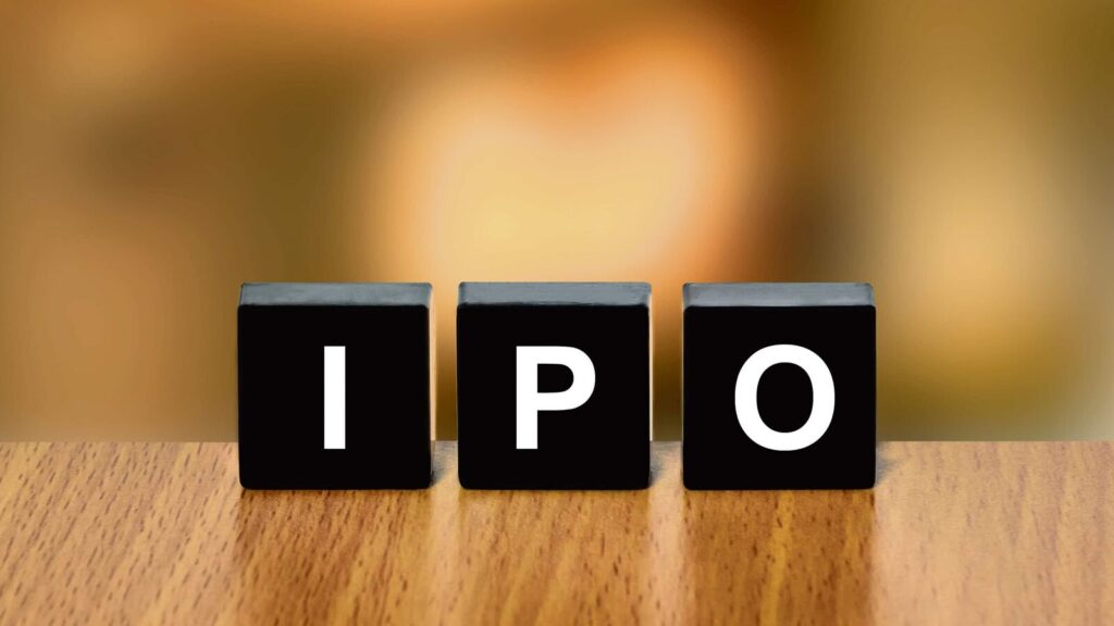 Leela Hotel IPO: Price band was declared from ₹ 413, 435; GMP, size, other details in 10 digits Leela Hotel IPO: Price band was declared from ₹ 413, 435; GMP, size, other details in 10 digits